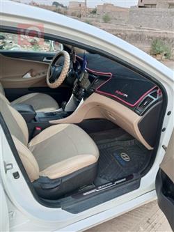 هیوندای سۆناتا